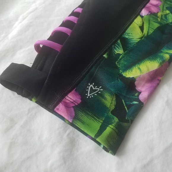 Betsey Johnson jungle flower color block leggings - Picture 7 of 11